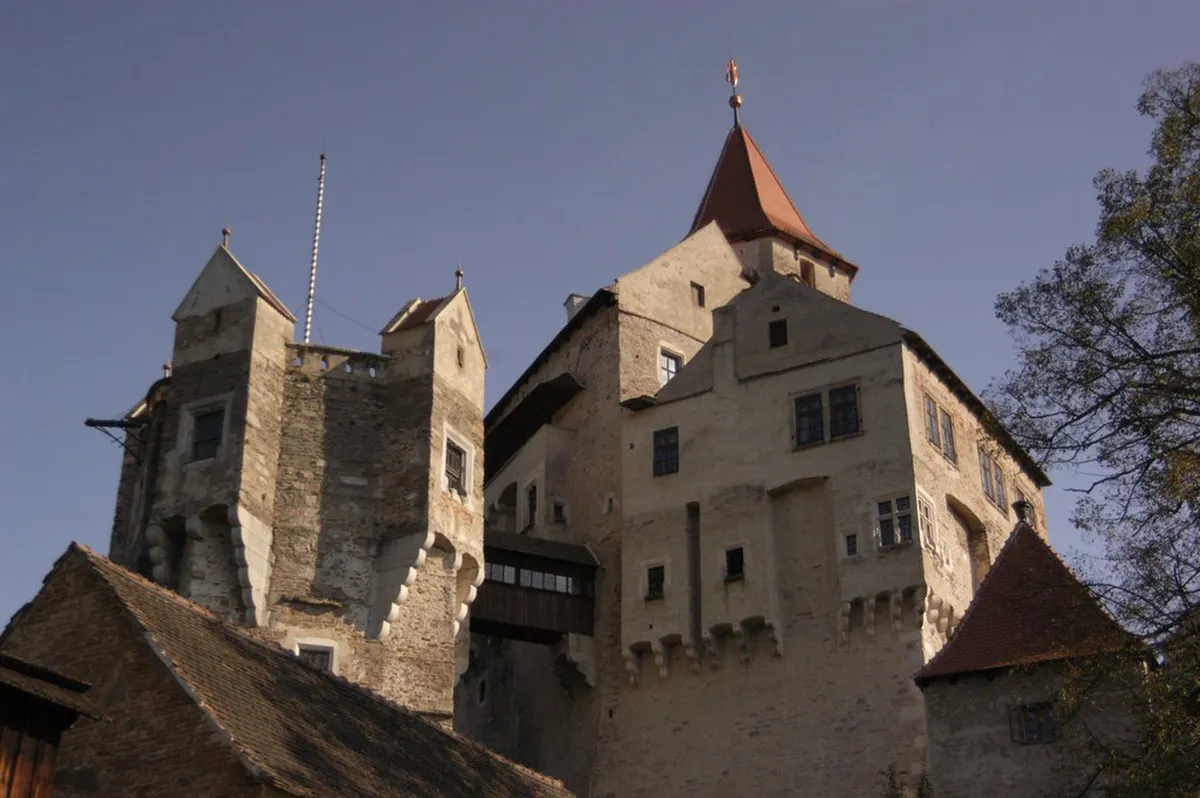 Pernštejn Castle Instructions and Tips for Your Trip