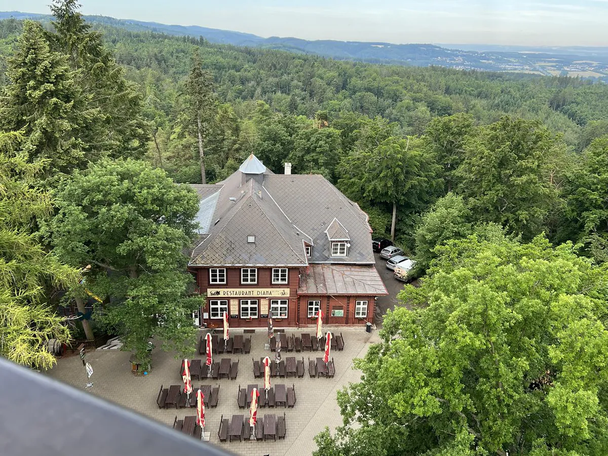 How to Hike to Diana Observation Tower in Karlovy Vary
