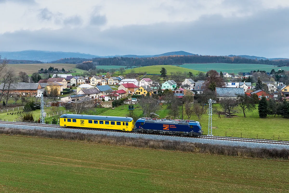 Train to Šternberk from Olomouc Main Station Guide